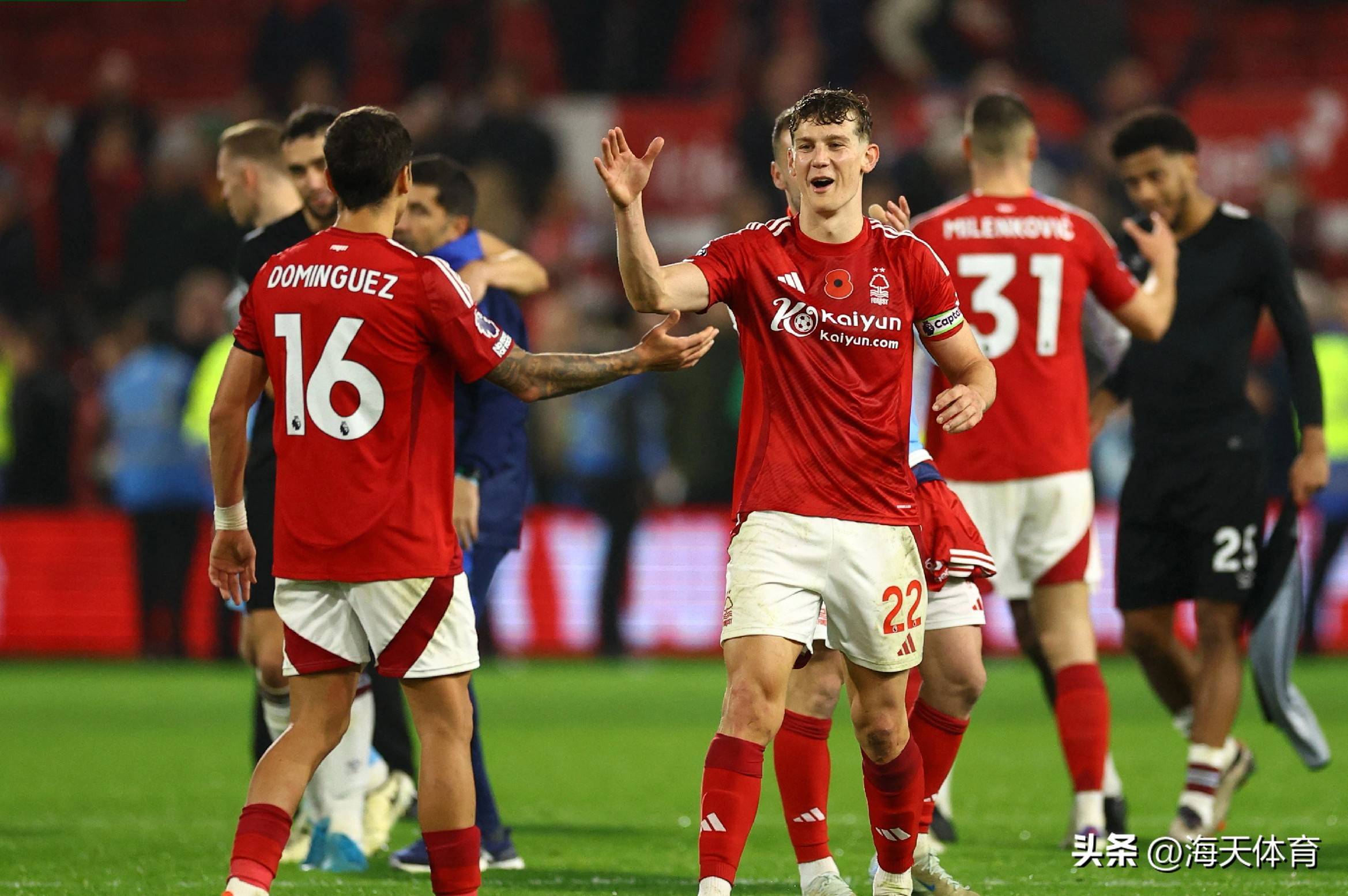 关于英超倒计时；西汉姆转会期状态回暖；细节引发关注；更衣室稳定；心理建设被强调的信息