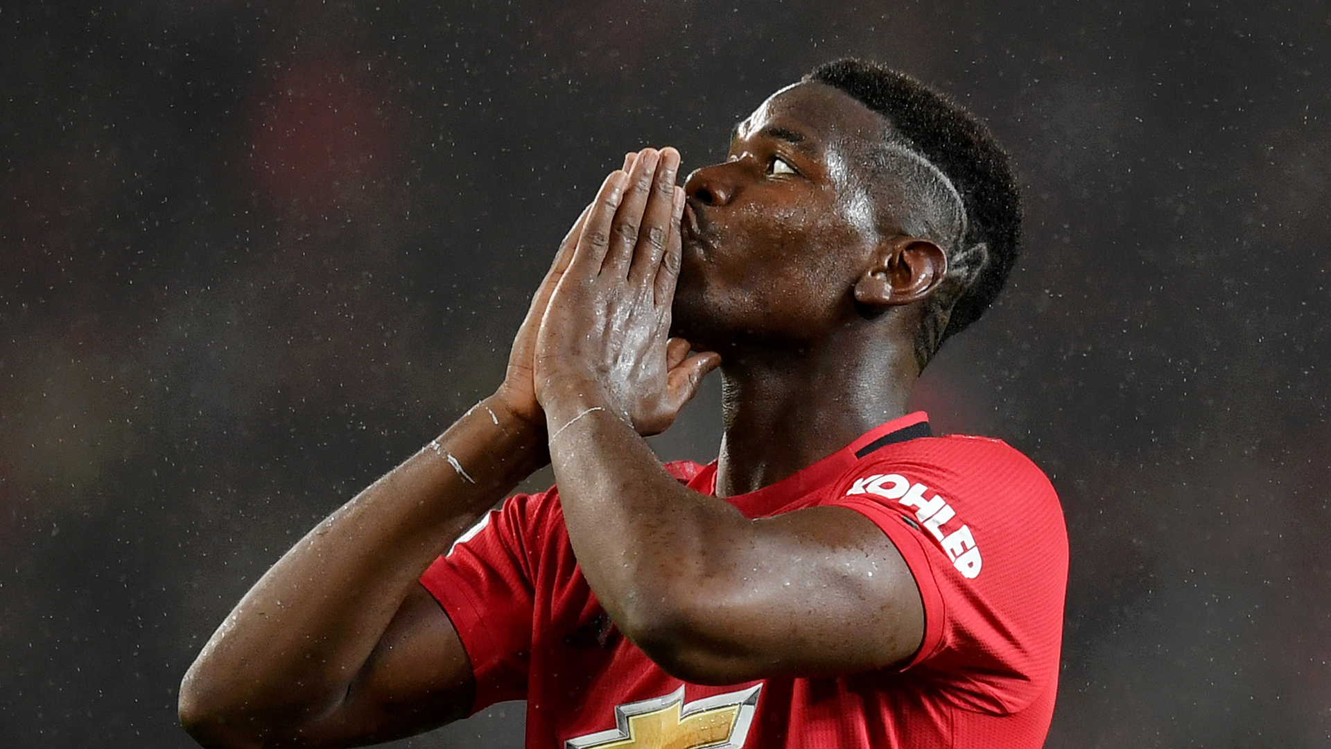 关于冲刺阶段法兰克福备战欧联，复出首秀细节曝光，质疑声仍在，医务组通报恢复的信息