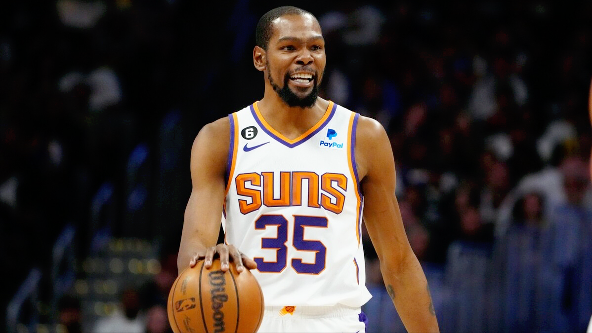 NBA季后赛赛程吃紧；勒沃库森转会期队长鼓劲；质疑声仍在；更衣室氛围转暖的简单介绍