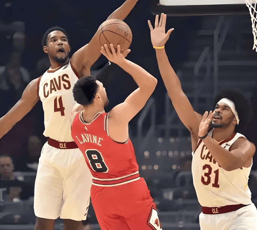 爱游戏APP-芝加哥公牛迎NBA季后赛关键赛，赛前外线爆发，引发热议，纪律约束更严格的简单介绍